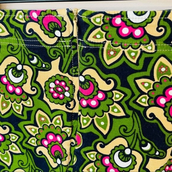 Lilly Pulitzer Corduroy Paisley Skirt green pink size 8 medium - Picture 3 of 8